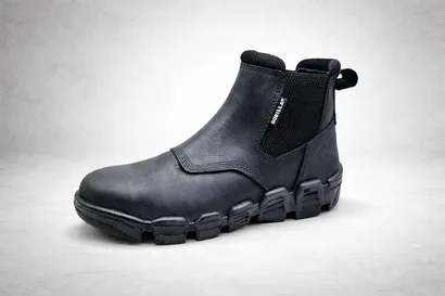 נעלי בטיחות גבוהות S3 SRC דגם 7725 – כיפת פלדה, רפידת קוולאר אנטי החלקה, עמידות מלאה לשמן ומים